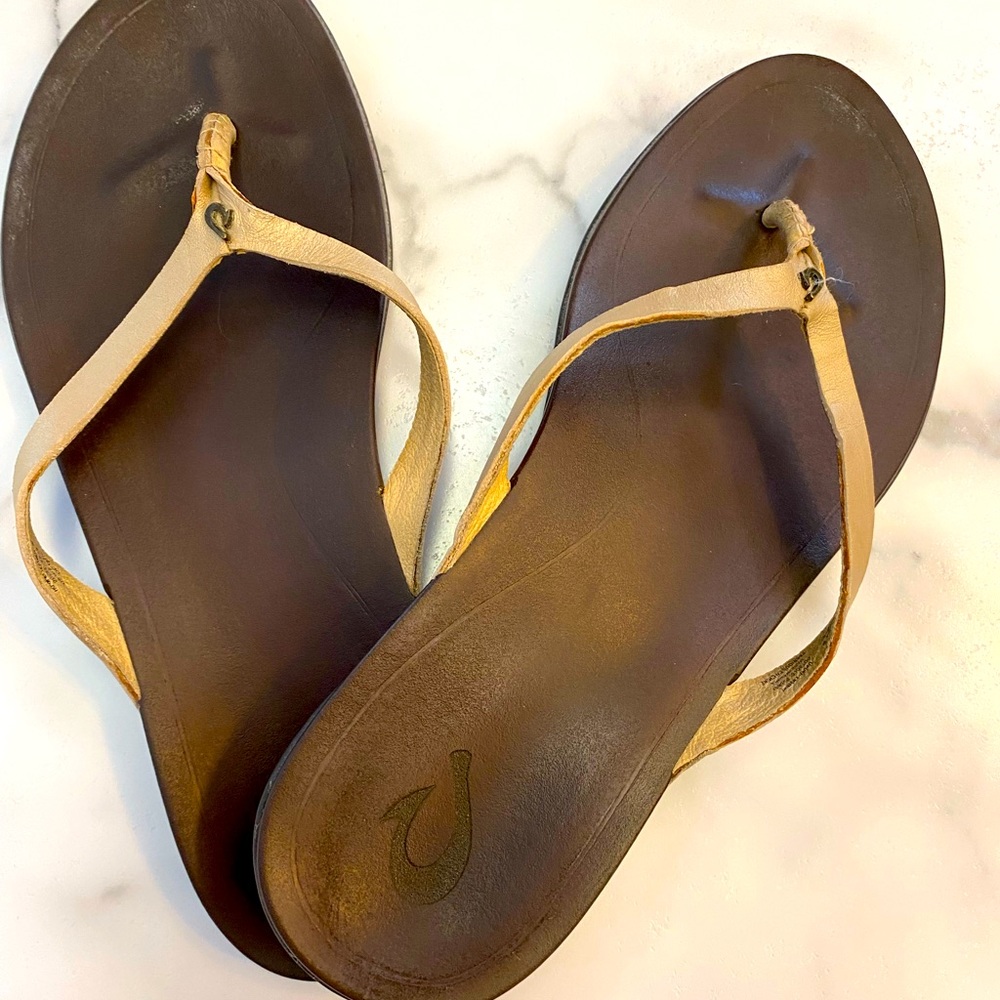 Olukai sandals